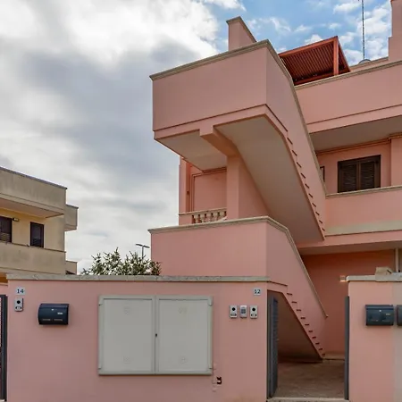 La Terrazza Salentina Lecce-attico Con Romantica Terrazza * Лечче