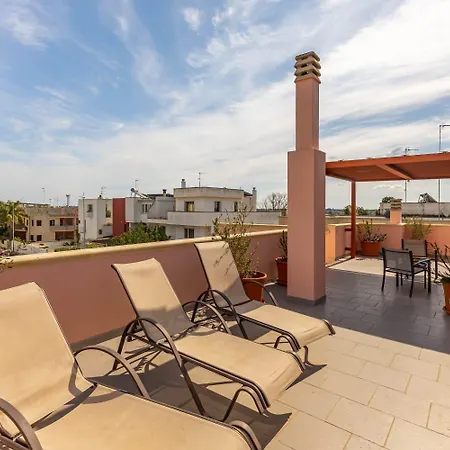 La Terrazza Salentina Lecce-attico Con Romantica Terrazza